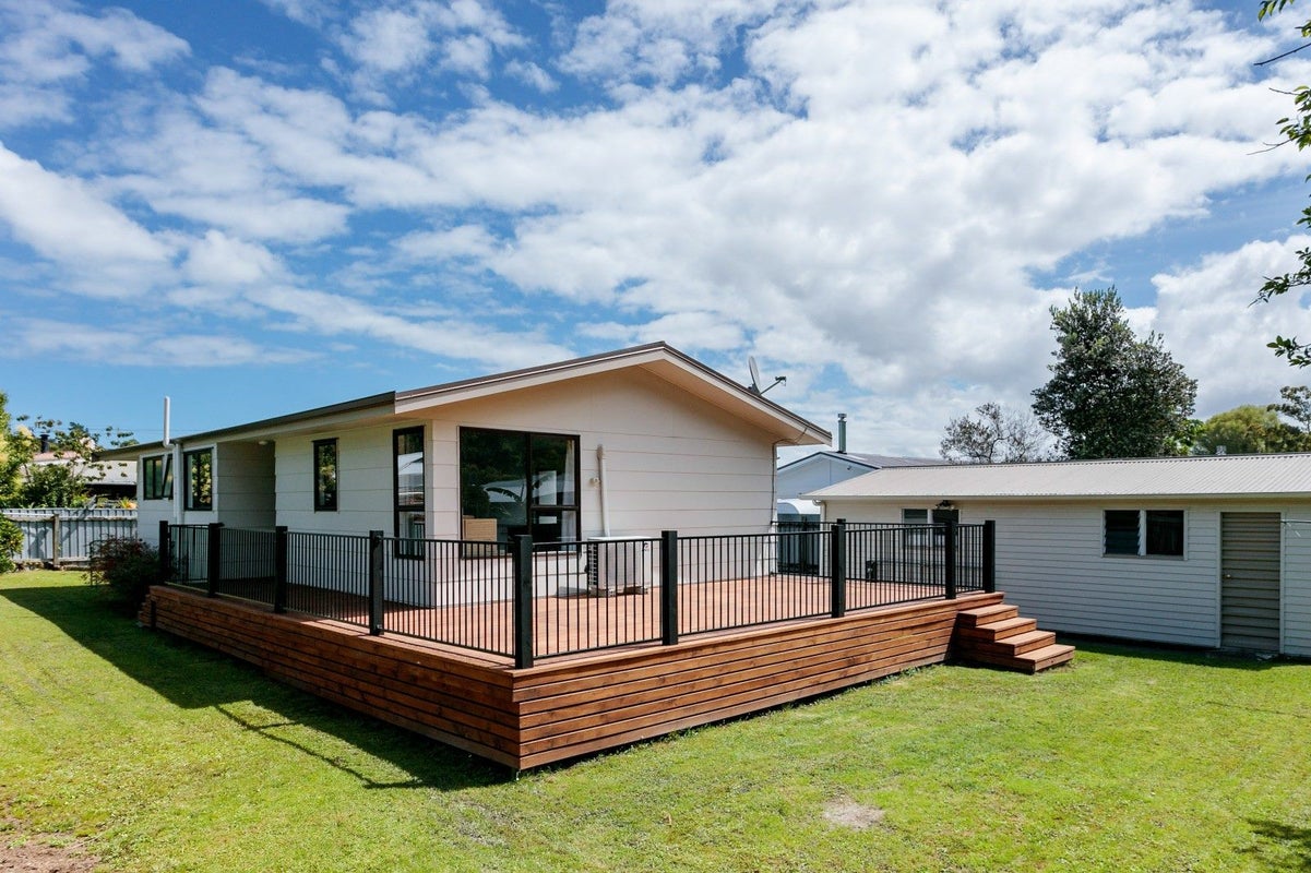 102 Valley Road, Mangapapa, Gisborne - Carousel 25
