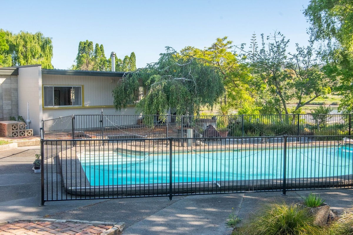 467A Aberdeen Road, Te Hapara, Gisborne - Carousel 2