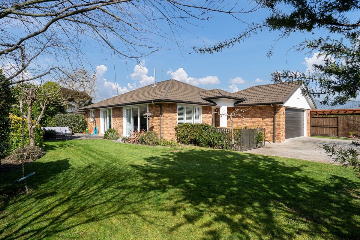 10A Christy Brown Place, Leamington, Cambridge - Carousel 1