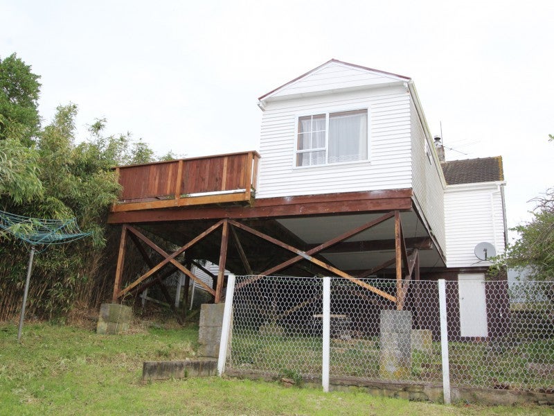 18 Cumberland Grove, Cannons Creek, Porirua - Carousel 26