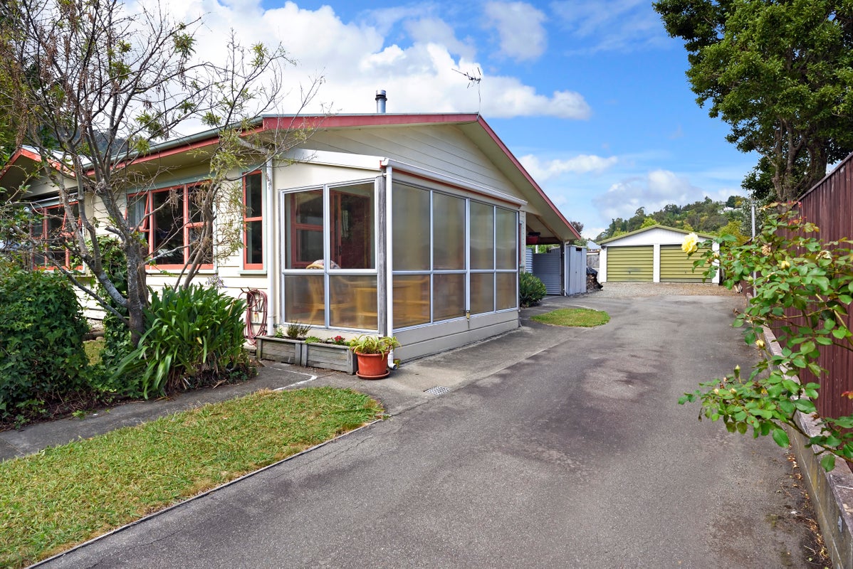 12 Motueka Street, Nelson South, Nelson - Carousel 1