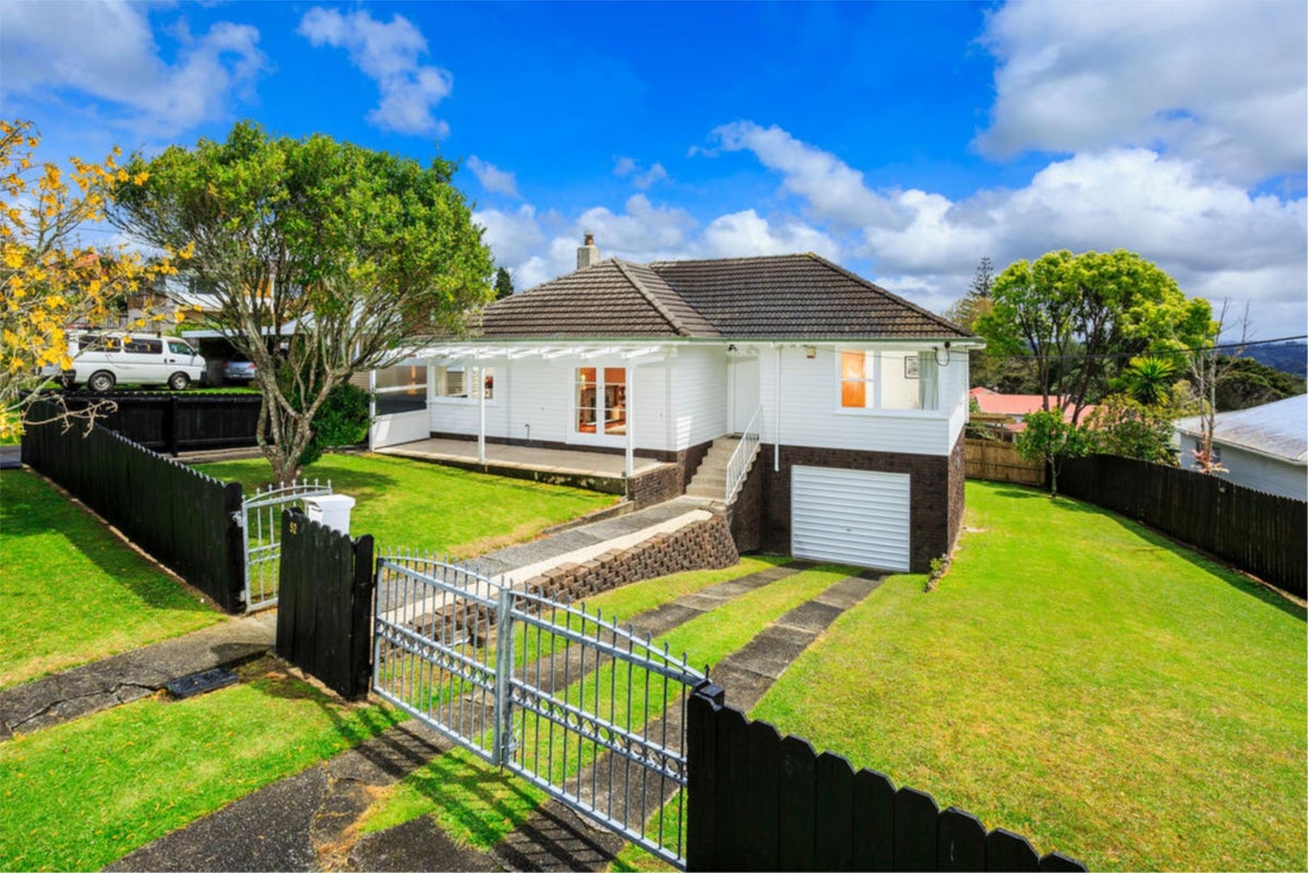 1/52 Verran Road, Birkdale, Auckland - Carousel 1