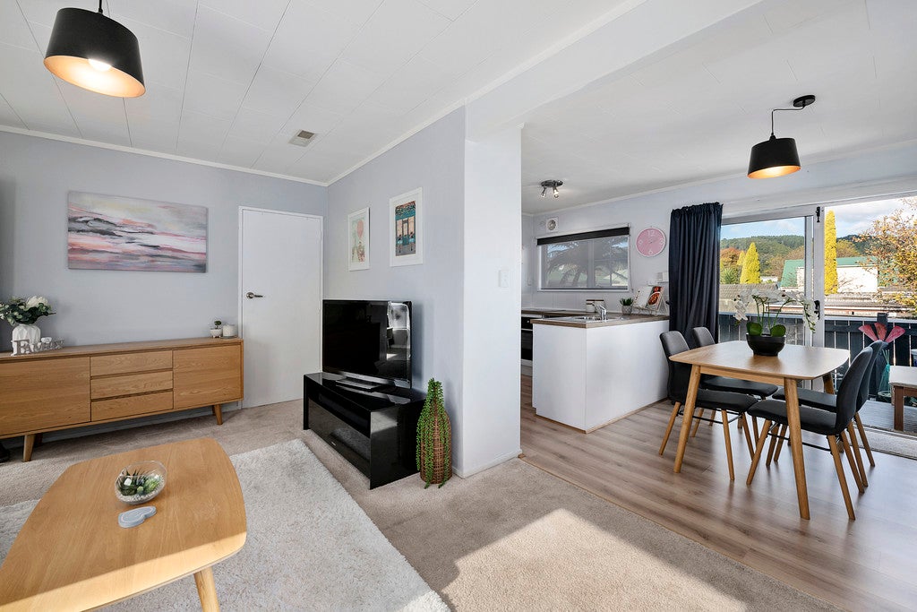 8/9 John Street, Petone, Lower Hutt - Carousel 1