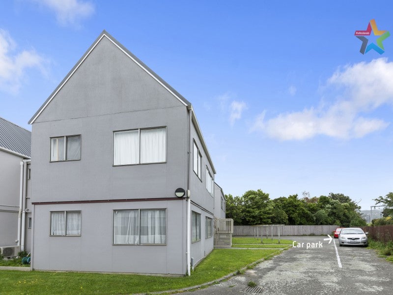 71O Randwick Crescent, Moera, Lower Hutt - Carousel 1