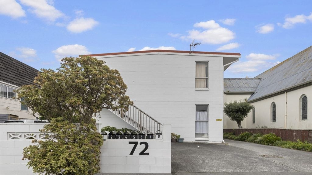4/72 Freyberg Street, Lyall Bay, Wellington - Carousel 1