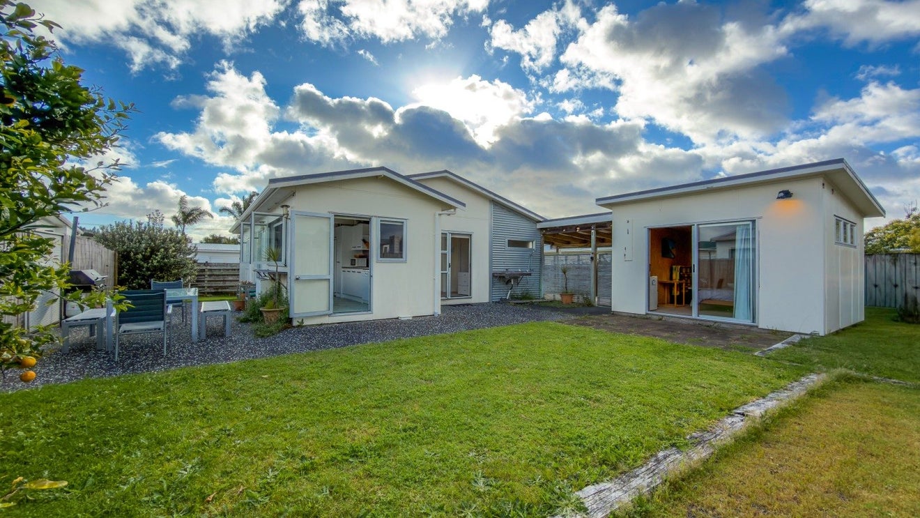 223B Ocean Road, Whangamata, Whangamata - Carousel 2