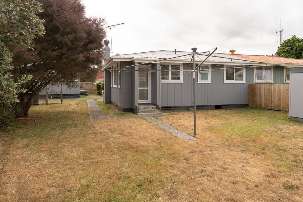 45B Jellicoe Drive, Hamilton East, Hamilton - Carousel 2