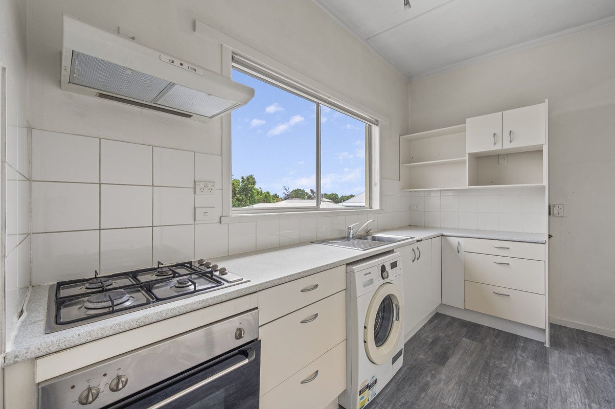 1/804 Saint Aubyn Street East, Parkvale, Hastings - Carousel 2