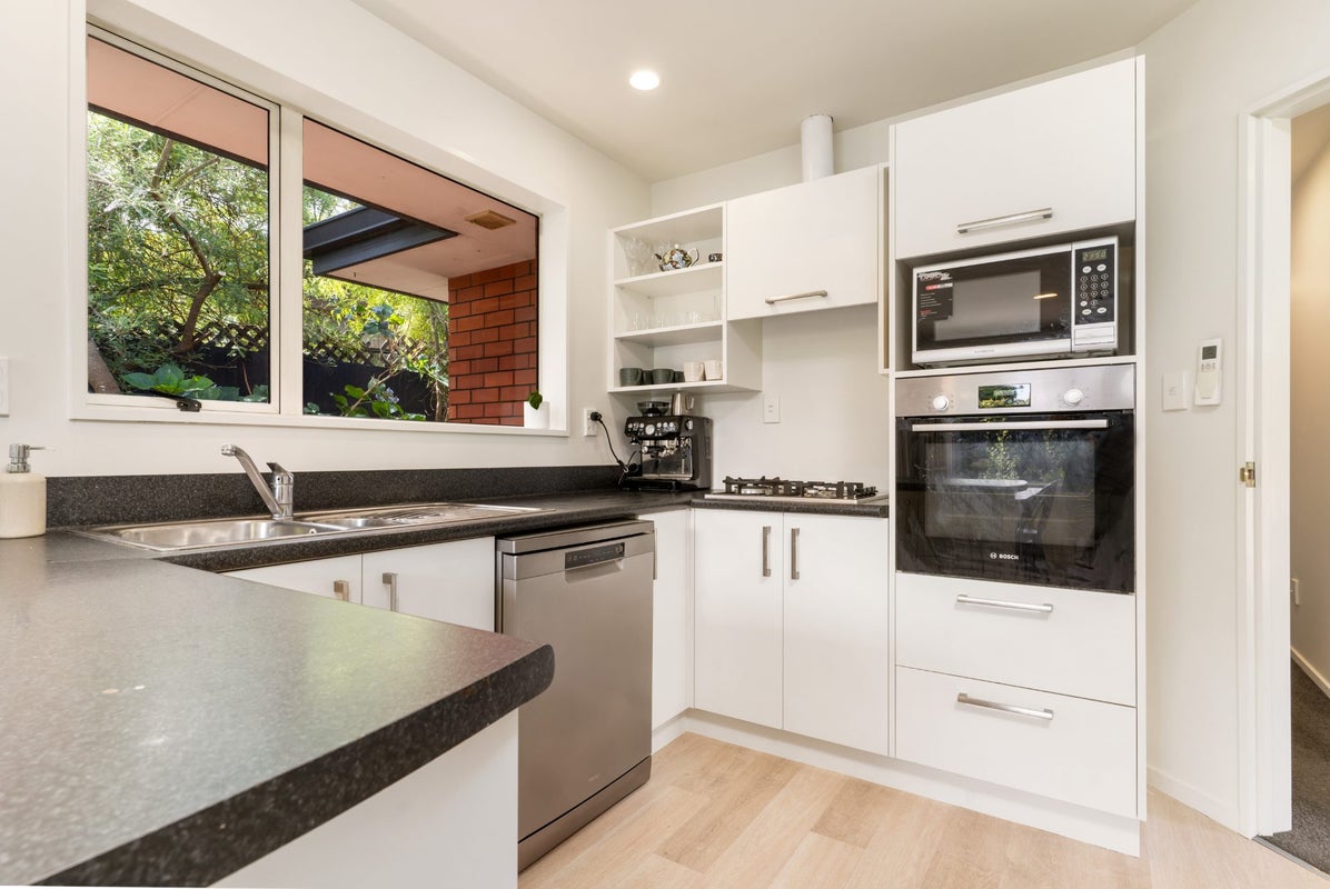 3 Nina Lane, Somerfield, Christchurch - Carousel 2