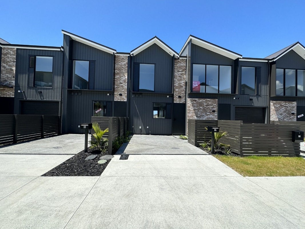 86 Symes Drive, Red Beach, Red Beach - Carousel 1