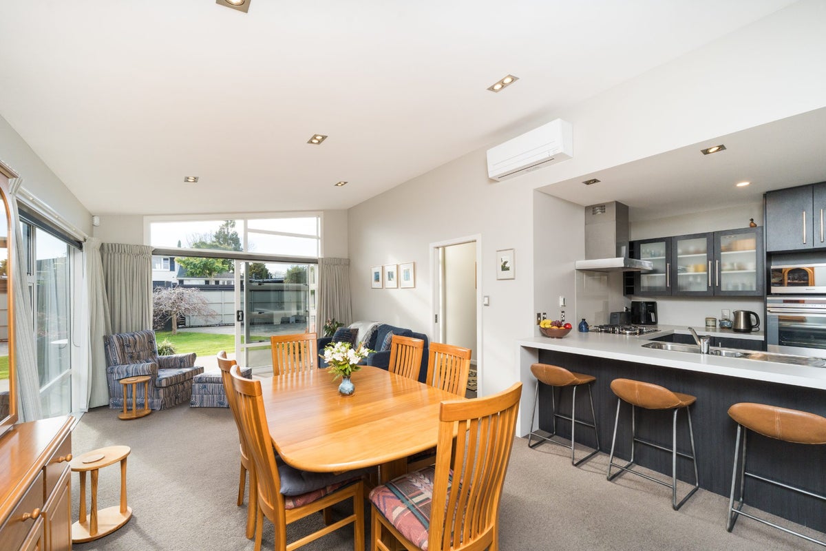 408 Ruahine Street, Terrace End, Palmerston North - Carousel 2
