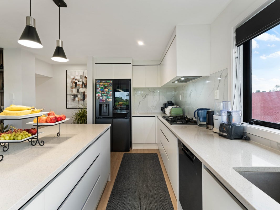 1/119 Gardner Avenue, New Lynn, Auckland - Carousel 2