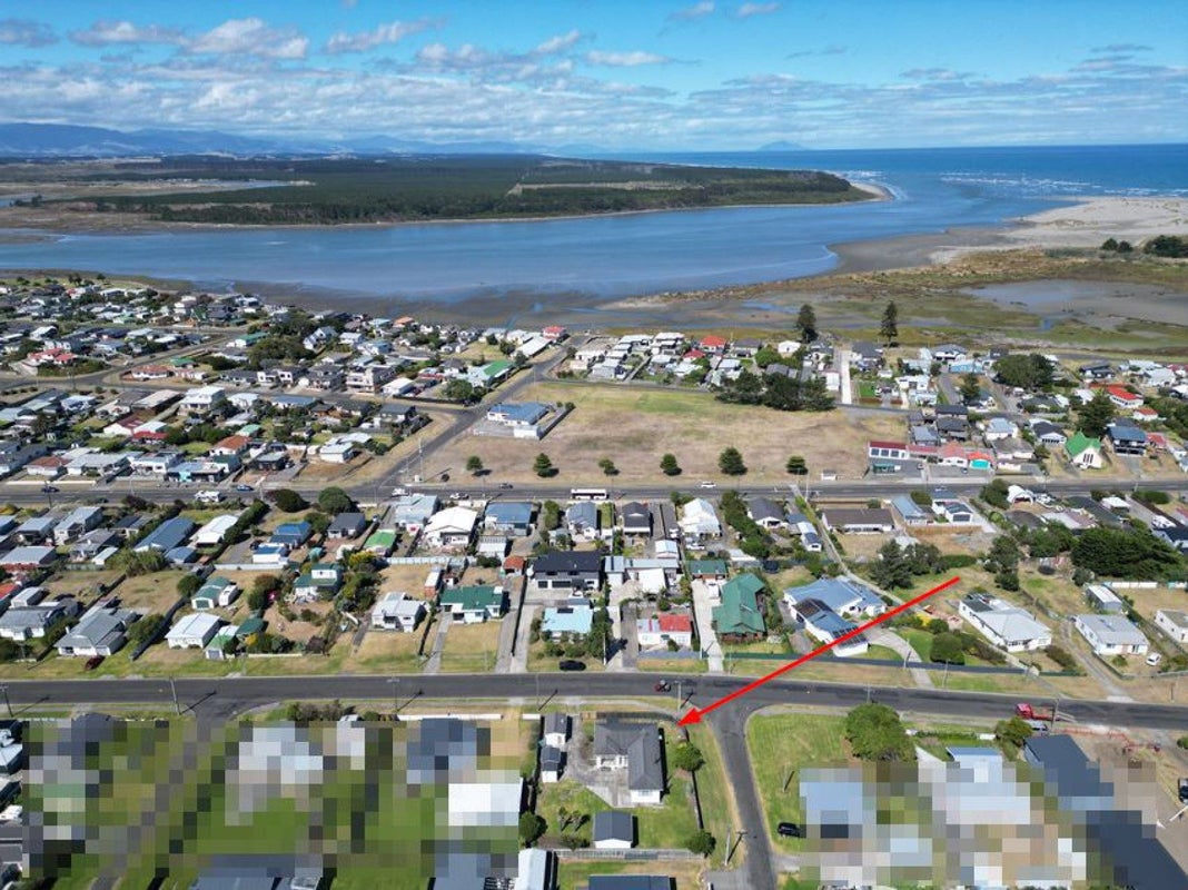 23 Pratt Avenue, Foxton Beach, Foxton - Carousel 2