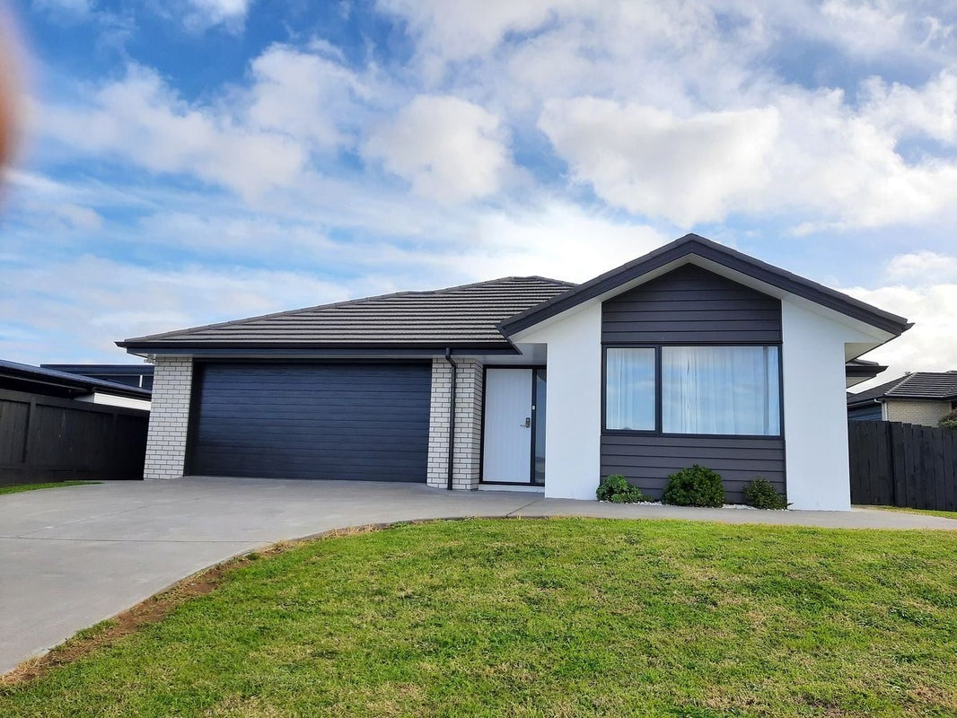 13 Maui Place, Kamo, Whangarei - Carousel 1