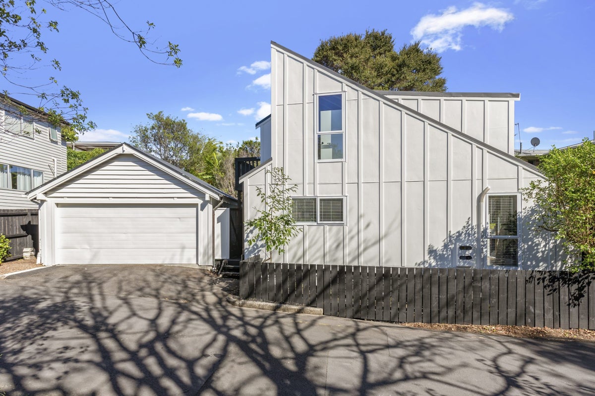 3/47 Sheridan Drive, New Lynn, Auckland - Carousel 1