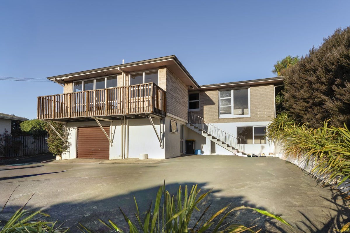 6 Blair Terrace, Richmond, Richmond - Carousel 1