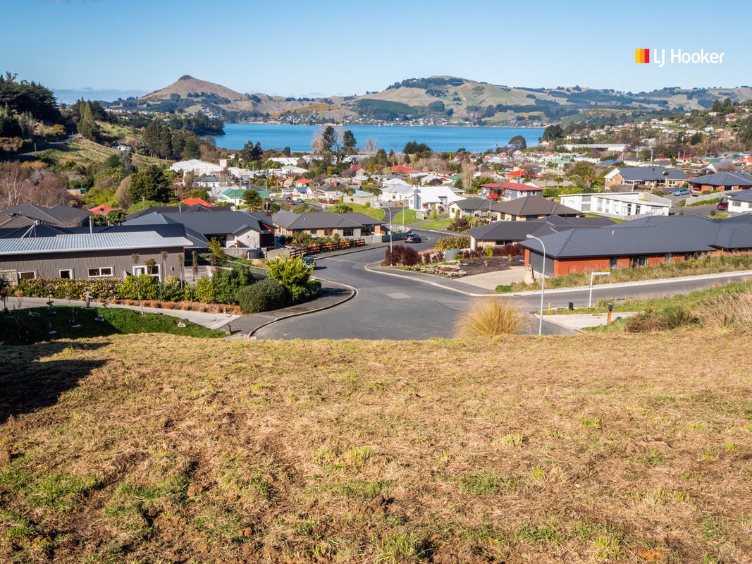 18 Glendermid Close, Sawyers Bay, Port Chalmers - Carousel 2