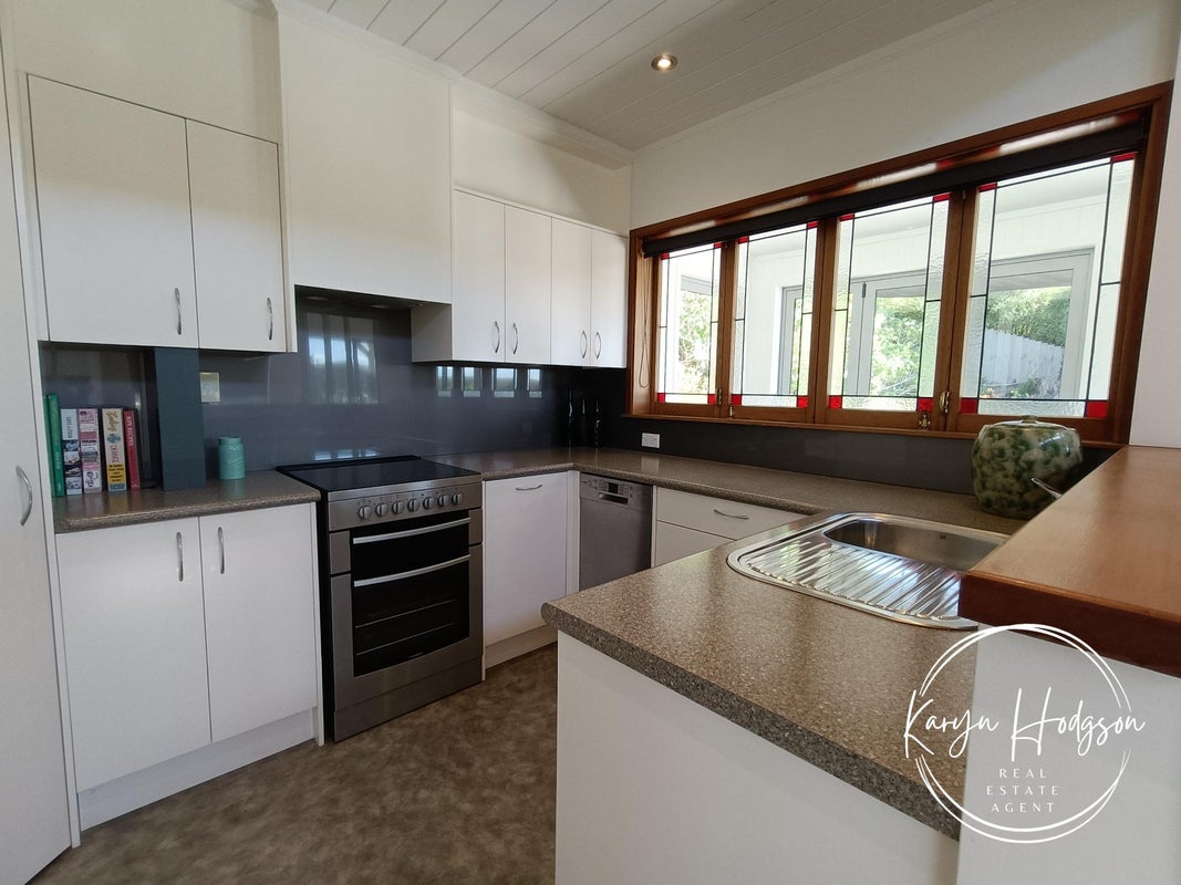 12 Cliff Street, Pahi, Paparoa - Carousel 2
