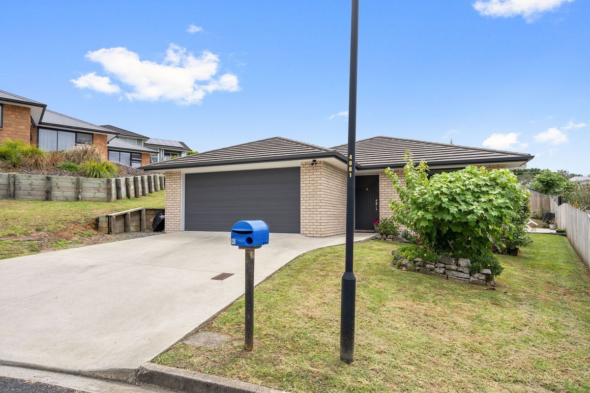6 Pinehurst Close, Kamo, Whangarei - Carousel 2