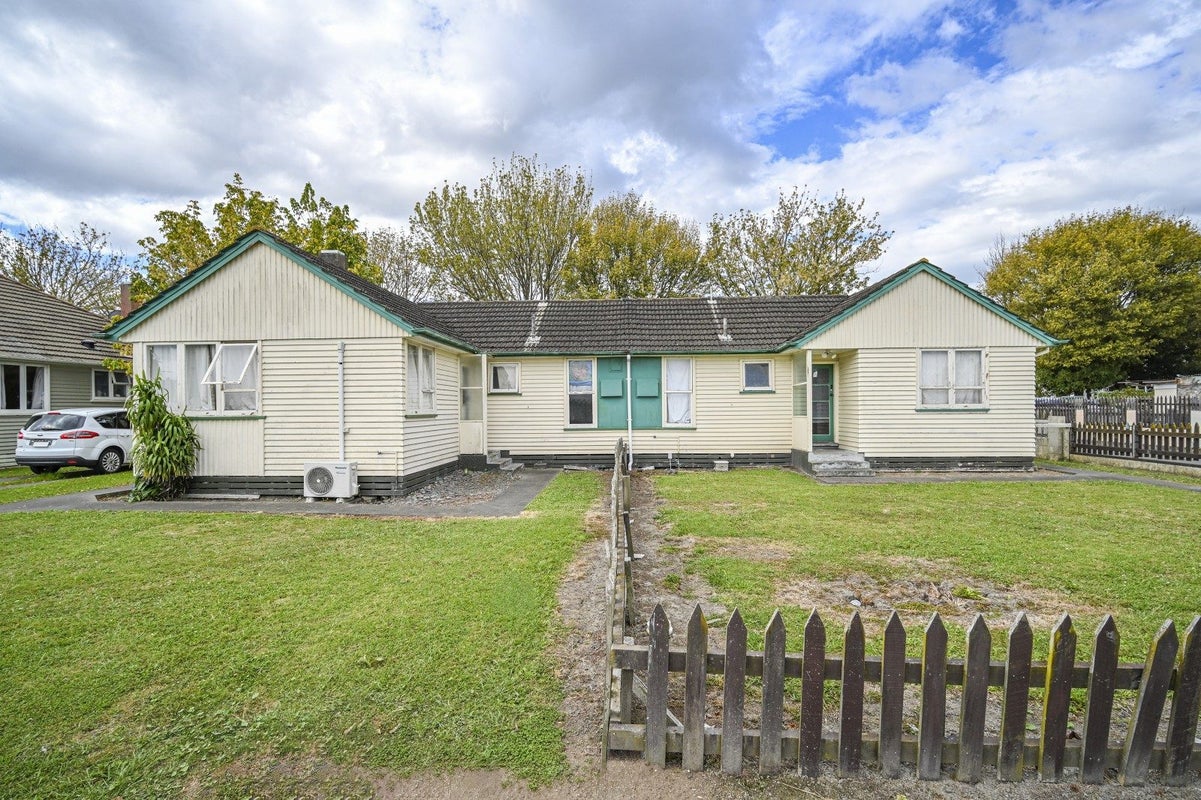 713 Kiwi Street, Camberley, Hastings - Carousel 1