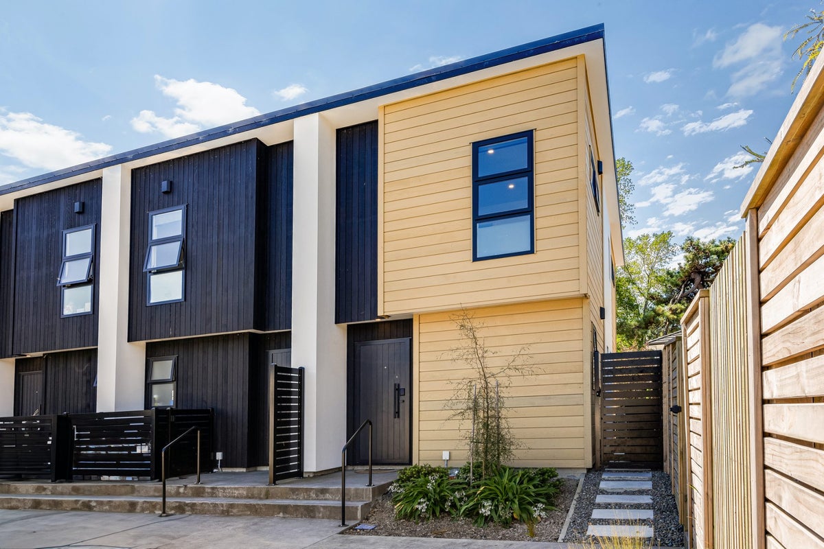 6/240 Stokes Valley Road, Stokes Valley, Lower Hutt - Carousel 21