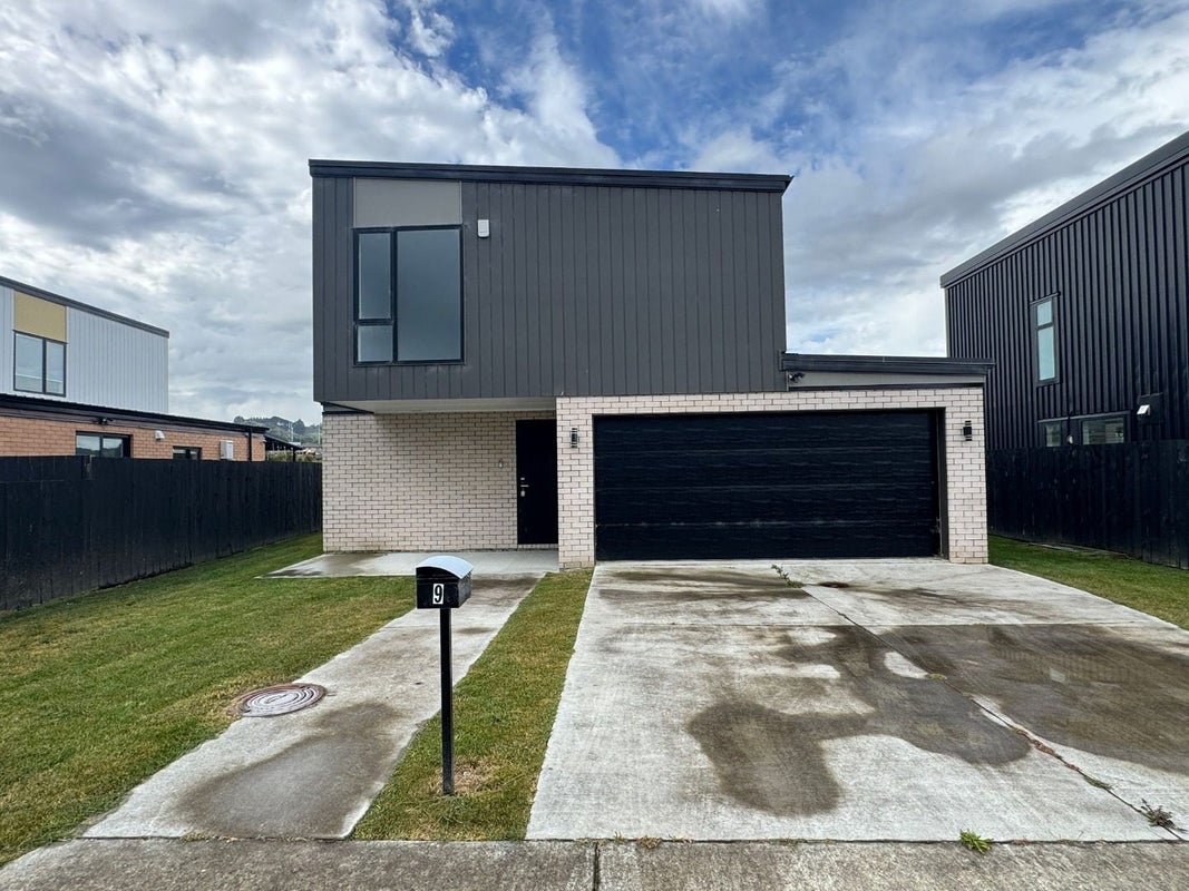 9 Waikaha Street, Pokeno - Carousel 1