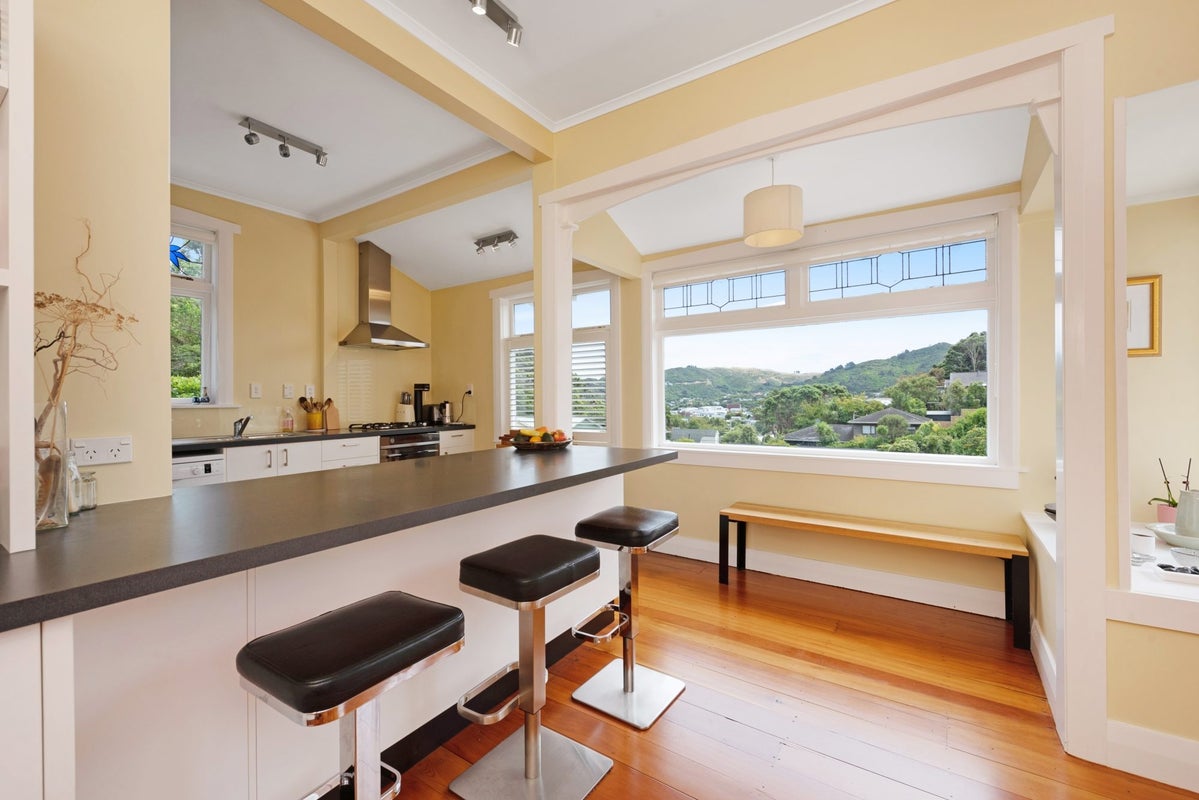 2 Hurman Street, Karori, Wellington - Carousel 2