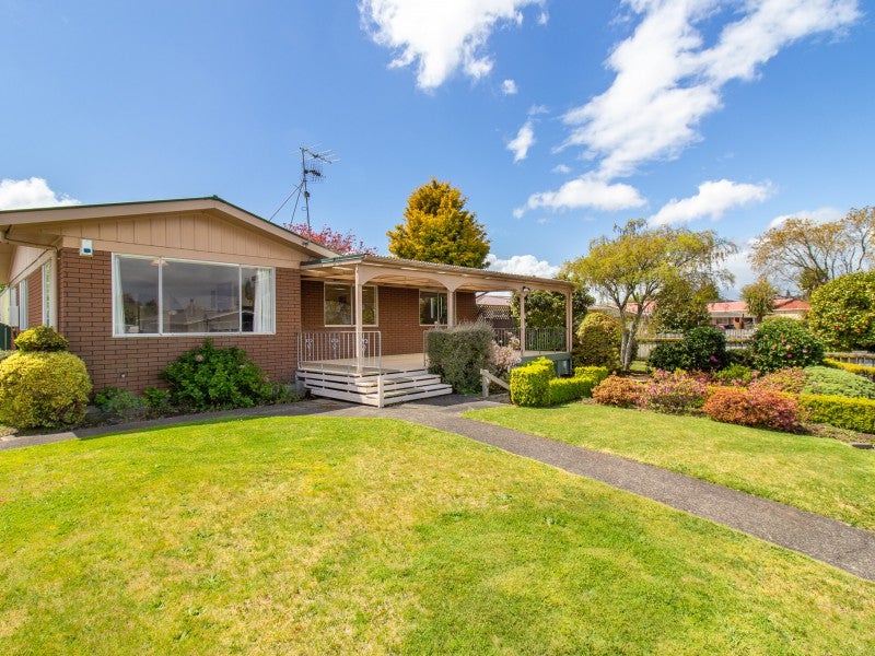 29 Rimuvale Street, Pukehangi, Rotorua - Carousel 1