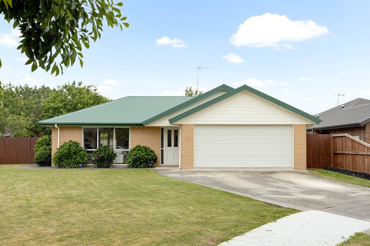 31 Ravenscourt Place, Huntington, Hamilton - Carousel 29