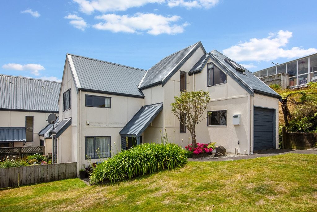 8B Pelorous Street, Paparangi, Wellington - Carousel 15
