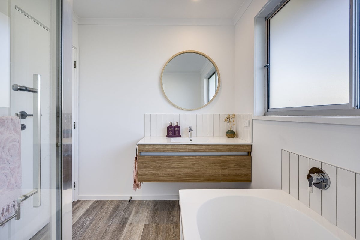 23 Laurent Place, Greenmeadows, Napier - Carousel 2