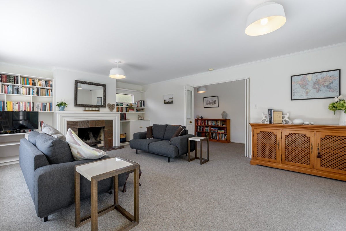 55 Kings Avenue, Matua, Tauranga - Carousel 2
