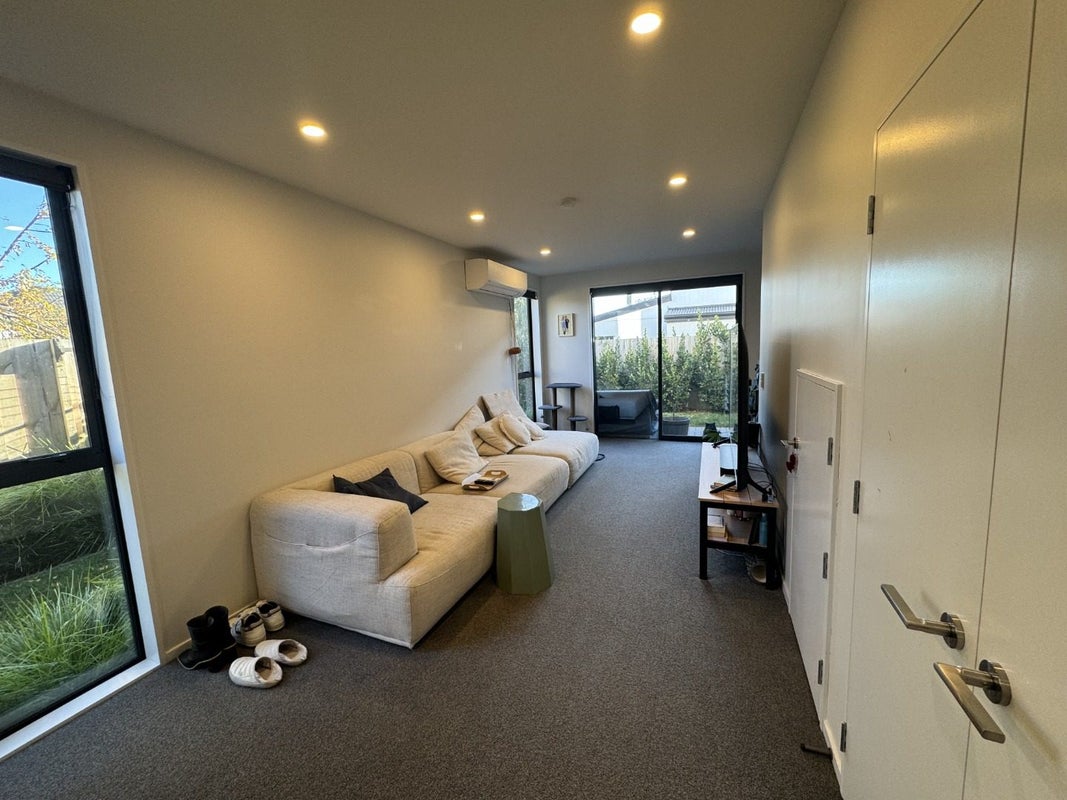 5/4 Gibbon Street, Sydenham, Christchurch - Carousel 2