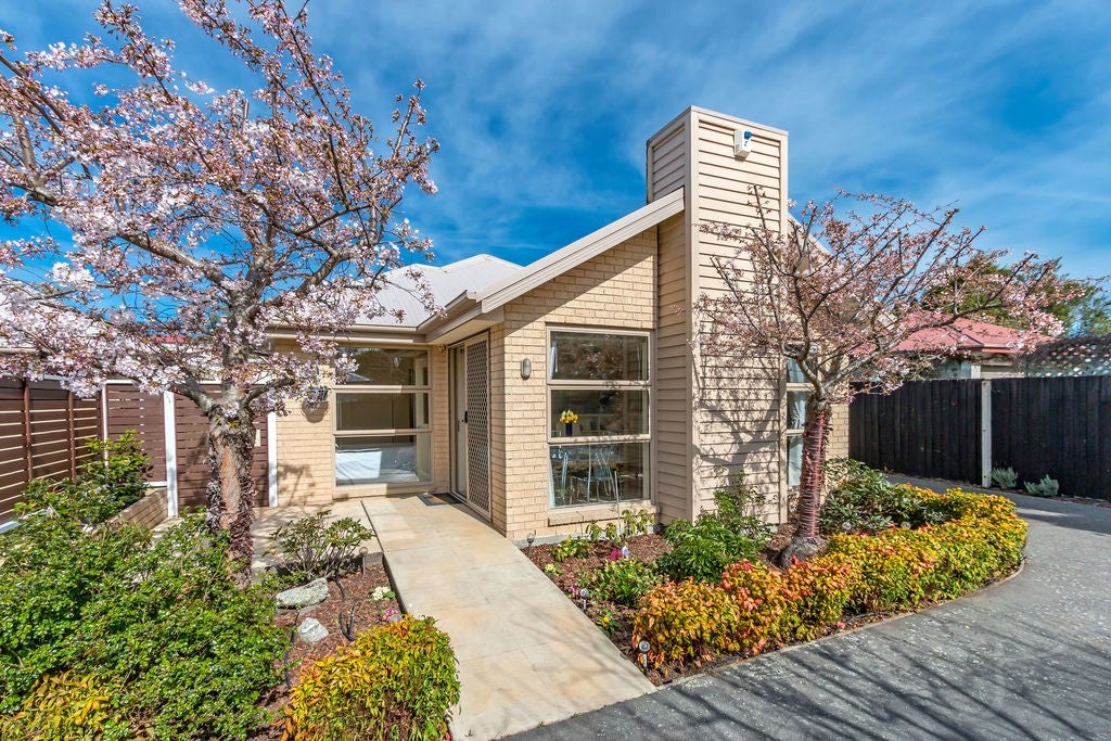 1/120B Saint Martins Road, Sain Martins, Christchurch - Carousel 1