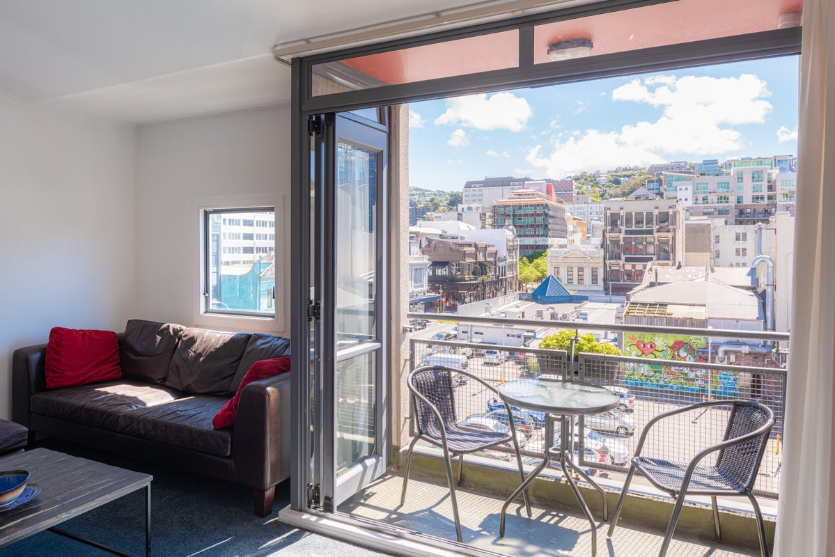 36/8 Leeds Street, Te Aro, Wellington - Carousel 2