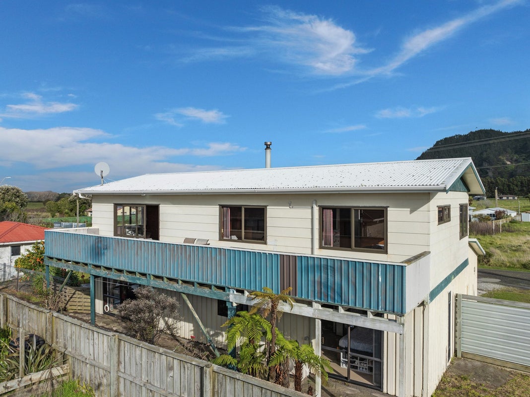 9 Pollen Street, Matata, Whakatane - Carousel 1