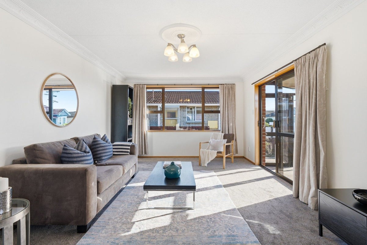 38A Eskvale Street, Saint Kilda, Dunedin - Carousel 1