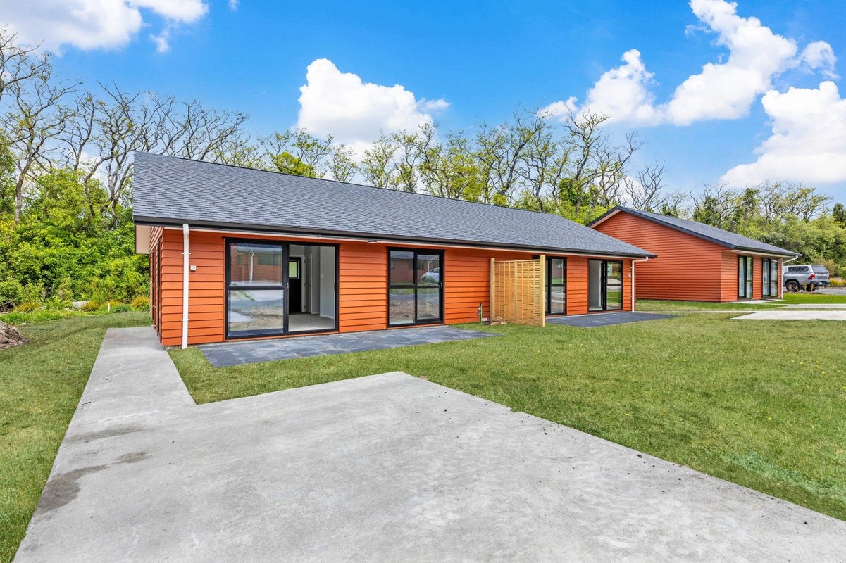 4 Winnie Close, Acacia Bay, Taupo - Carousel 1