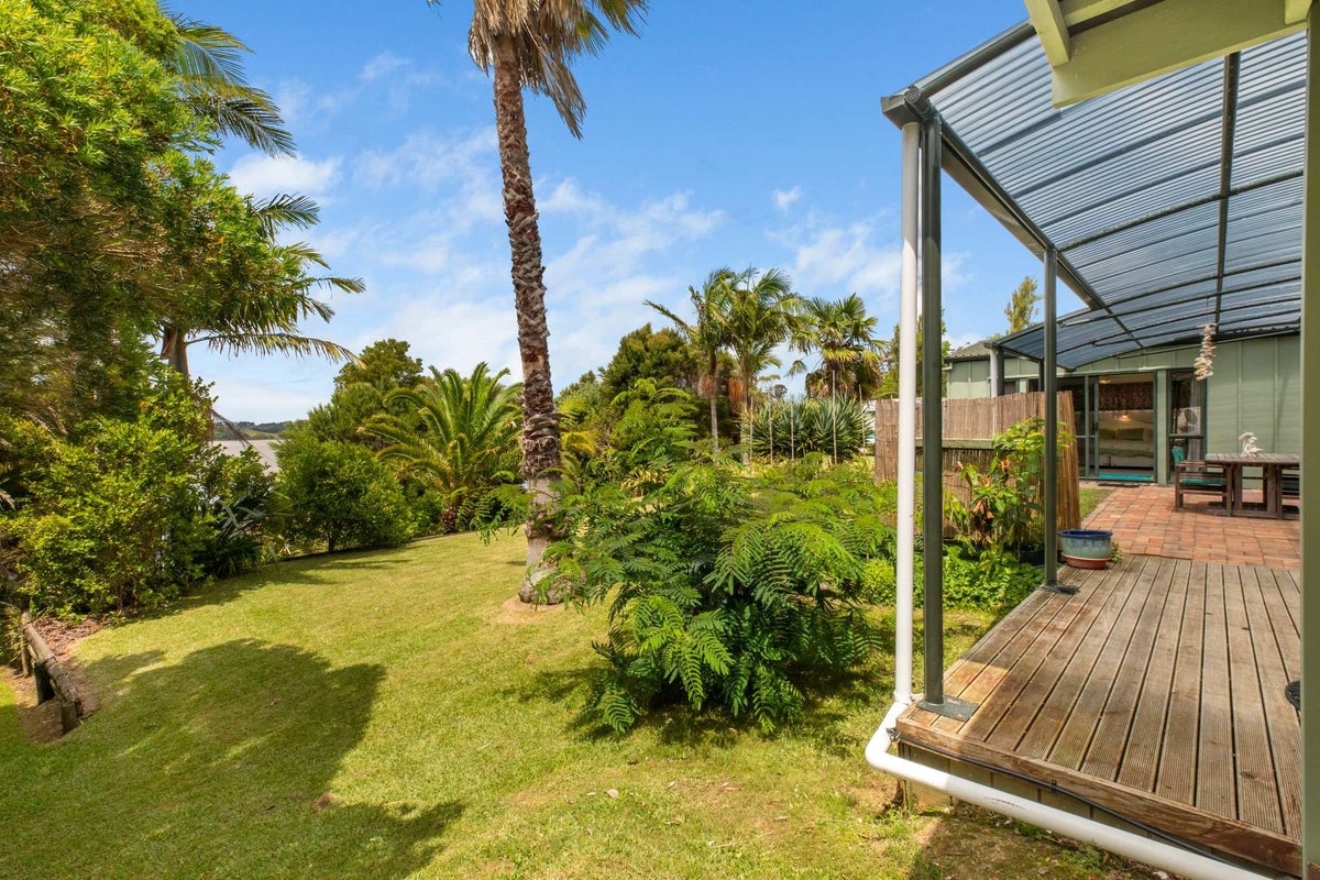 19 Whitecaps Place, Hihi, Mangonui - Carousel 1