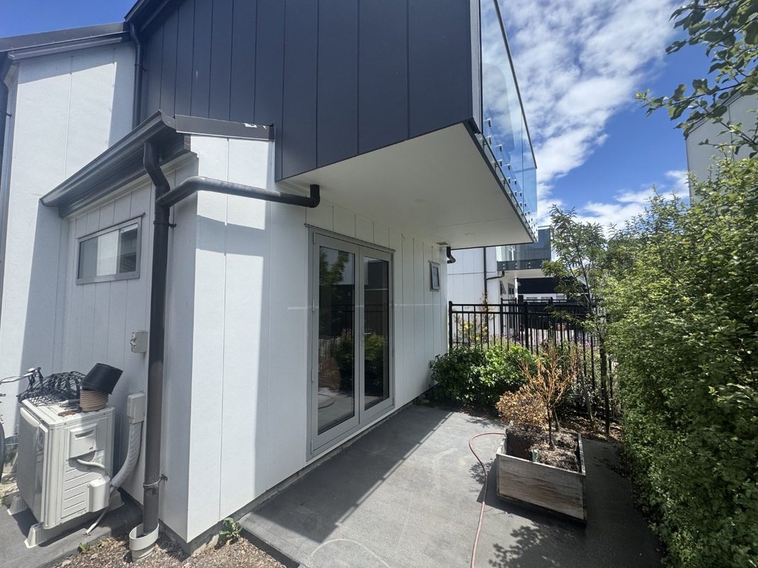 5/108 Edgeware Road, St Albans, Christchurch - Carousel 14