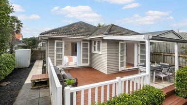 30A Eaglehurst Road, Ellerslie, Auckland - Carousel 1