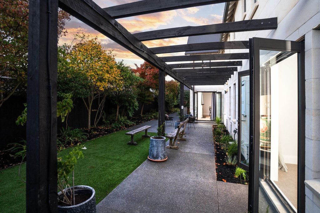 5 Merivale Lane, Merivale, Christchurch - Carousel 2