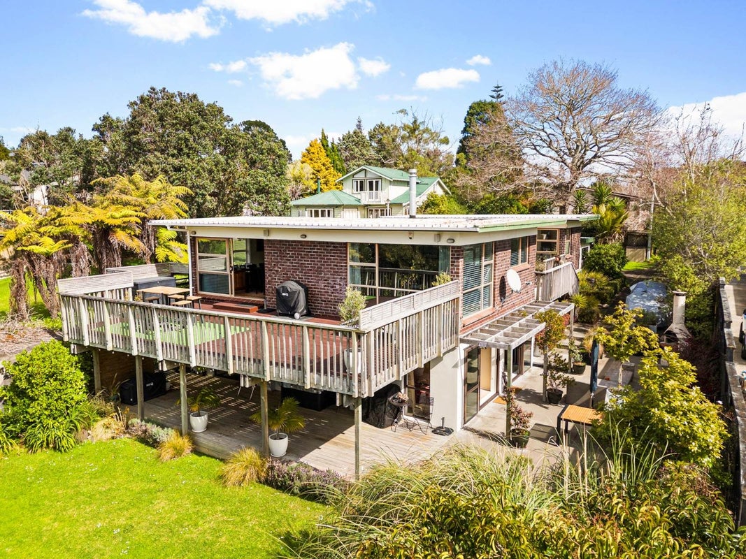 89 Rame Rd, Greenhithe, North Shore City - Carousel 1