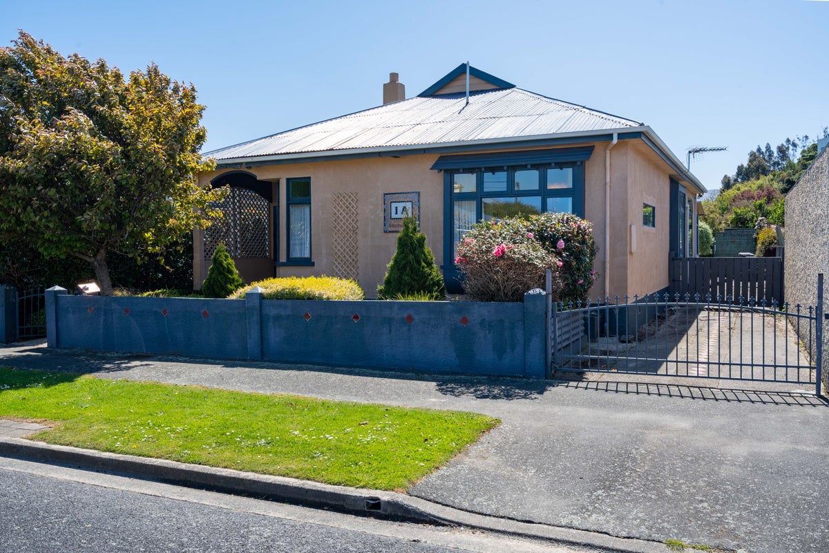 1A Gourley Street, Saint Kilda, Dunedin - Carousel 16