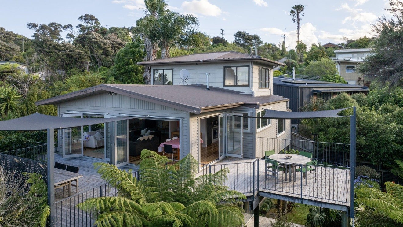 100B Greenslade Road, Raglan, Raglan - Carousel 2
