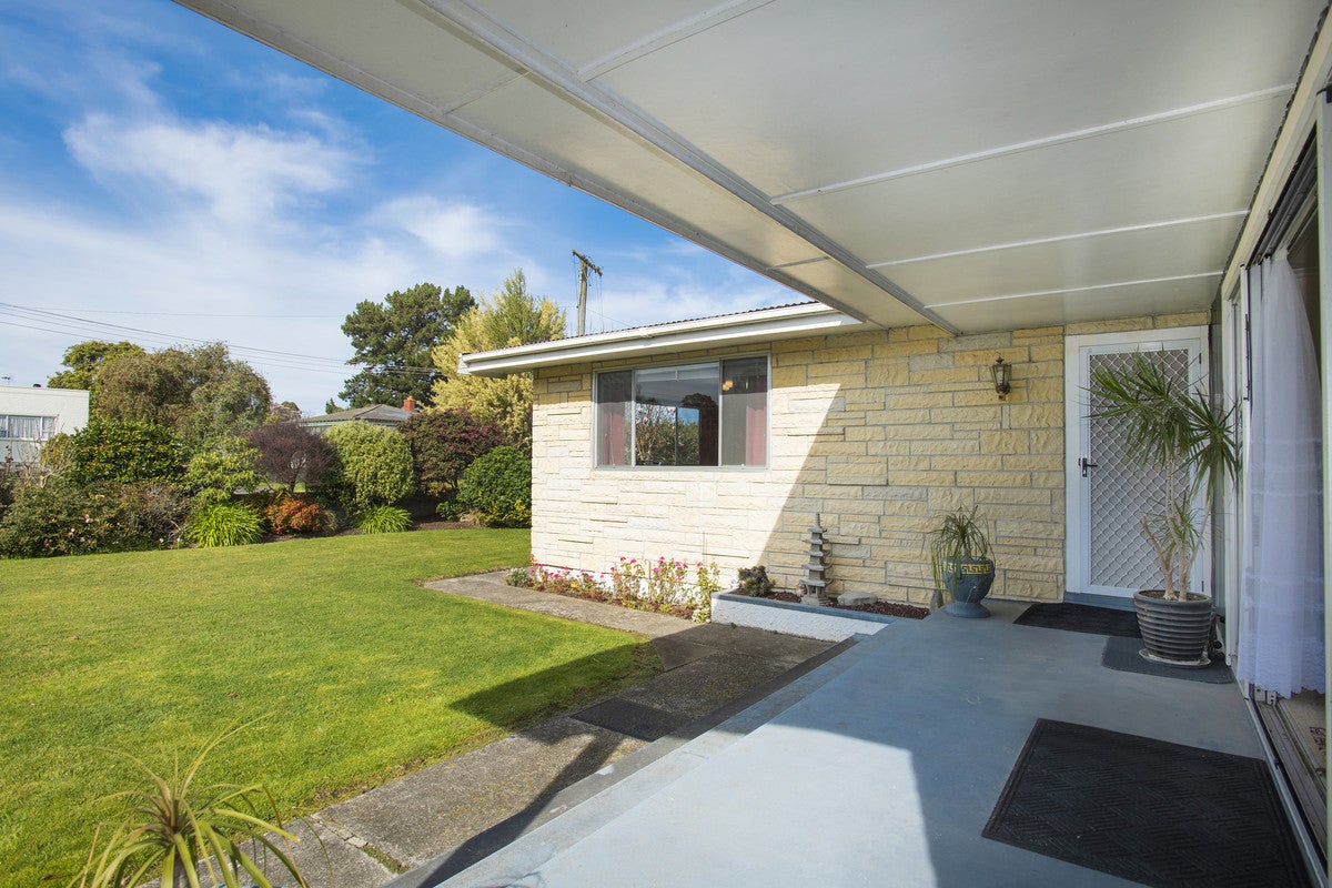 16 Elsthorpe Avenue, Mangapapa, Gisborne - Carousel 2
