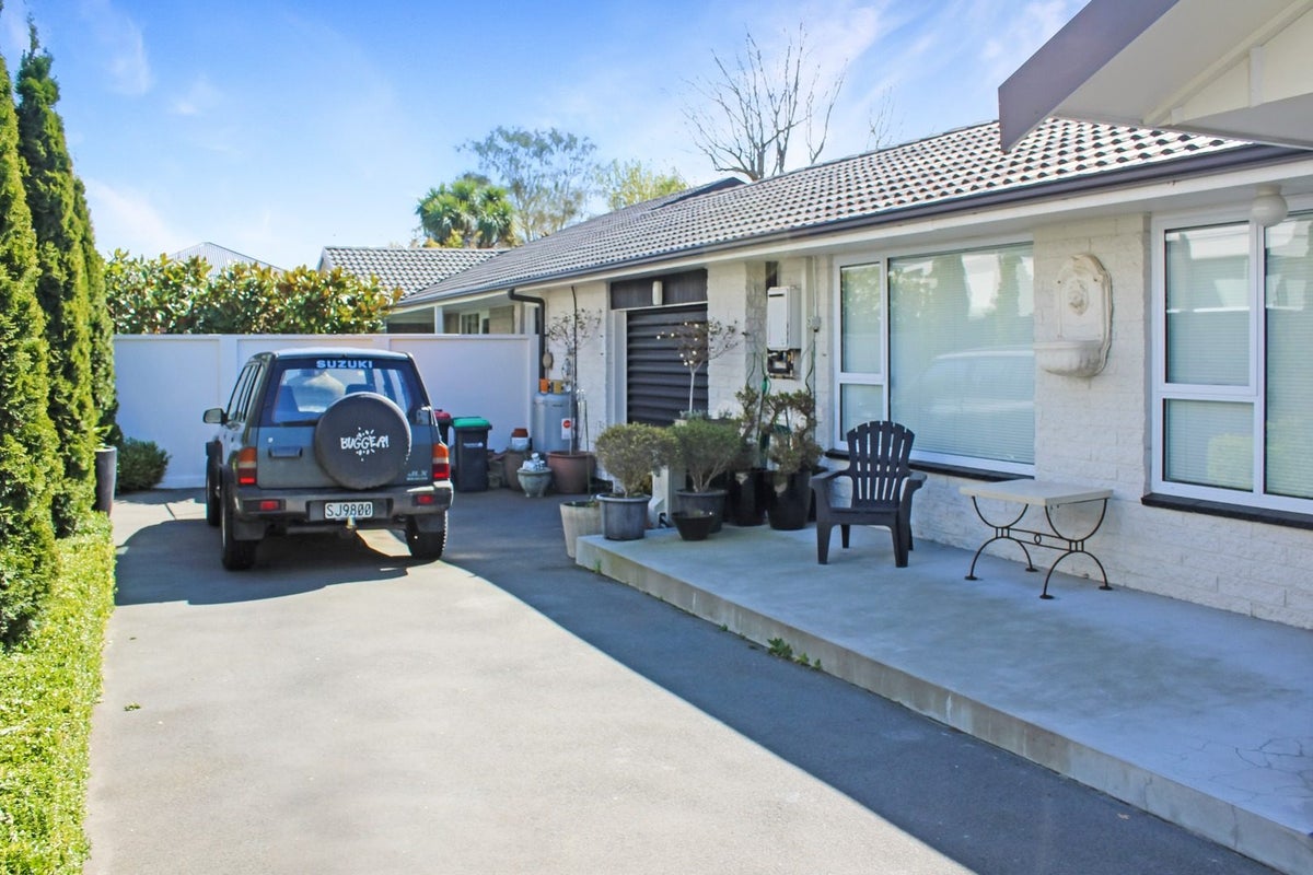 61A Glandovey Road, Fendalton, Christchurch - Carousel 17
