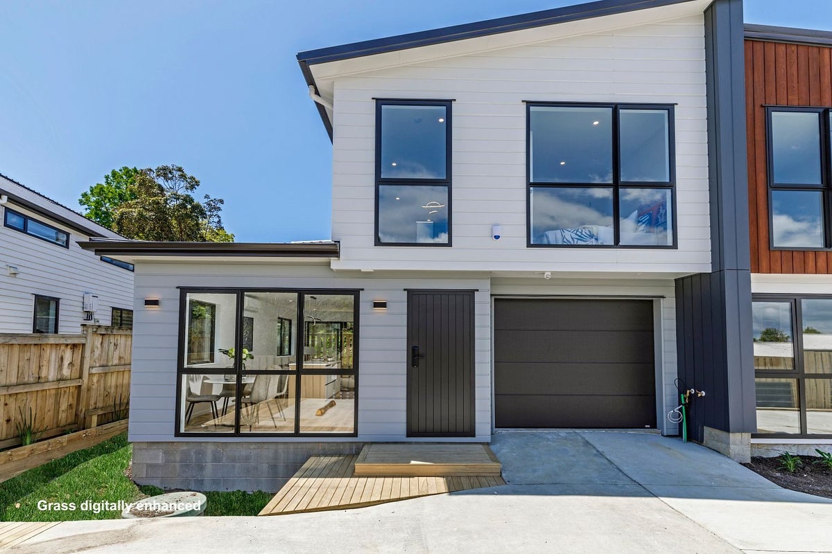 8D Datura Place, Sunnynook, Auckland - Carousel 1