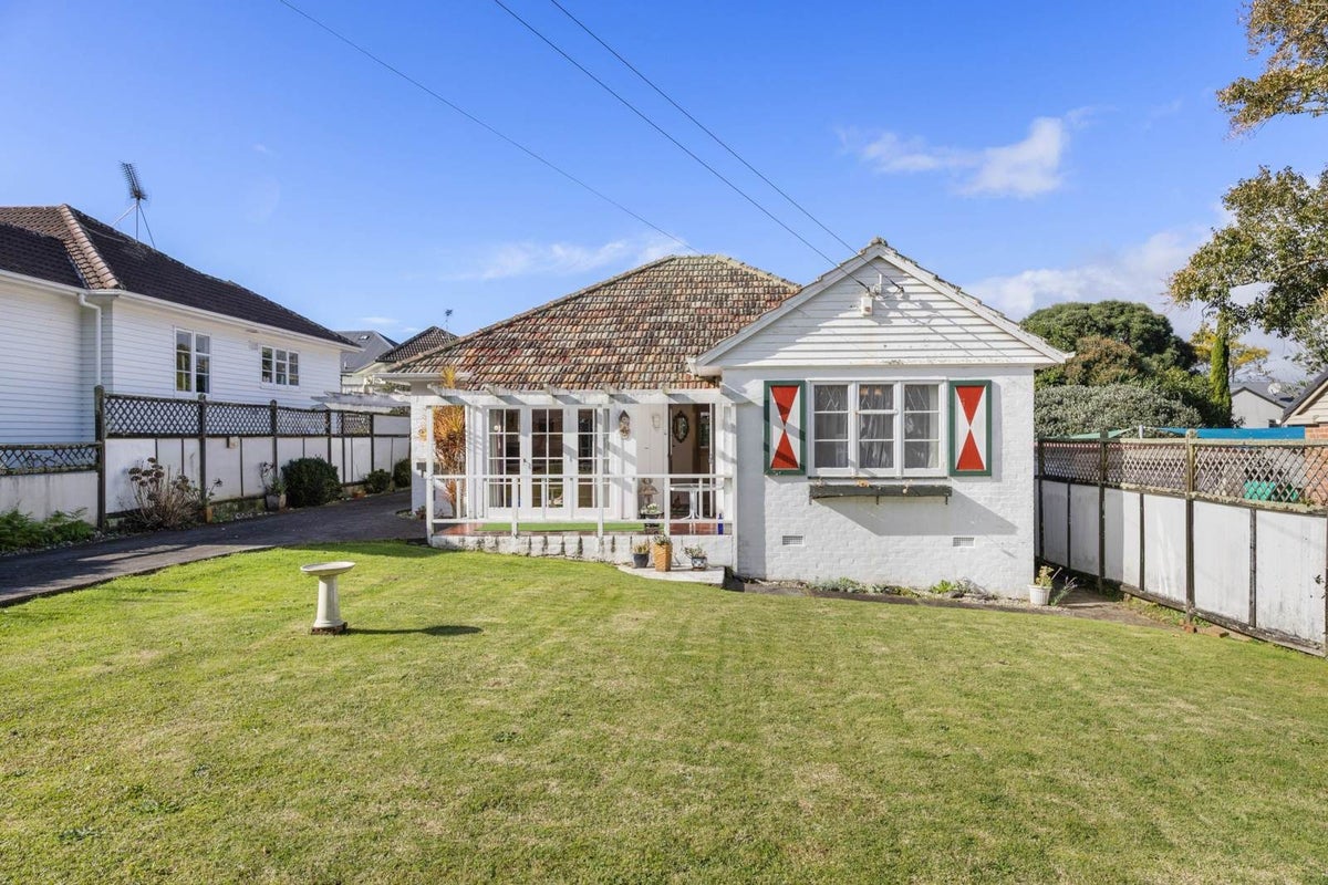 48 Buckley Road, Epsom, Auckland - Carousel 2