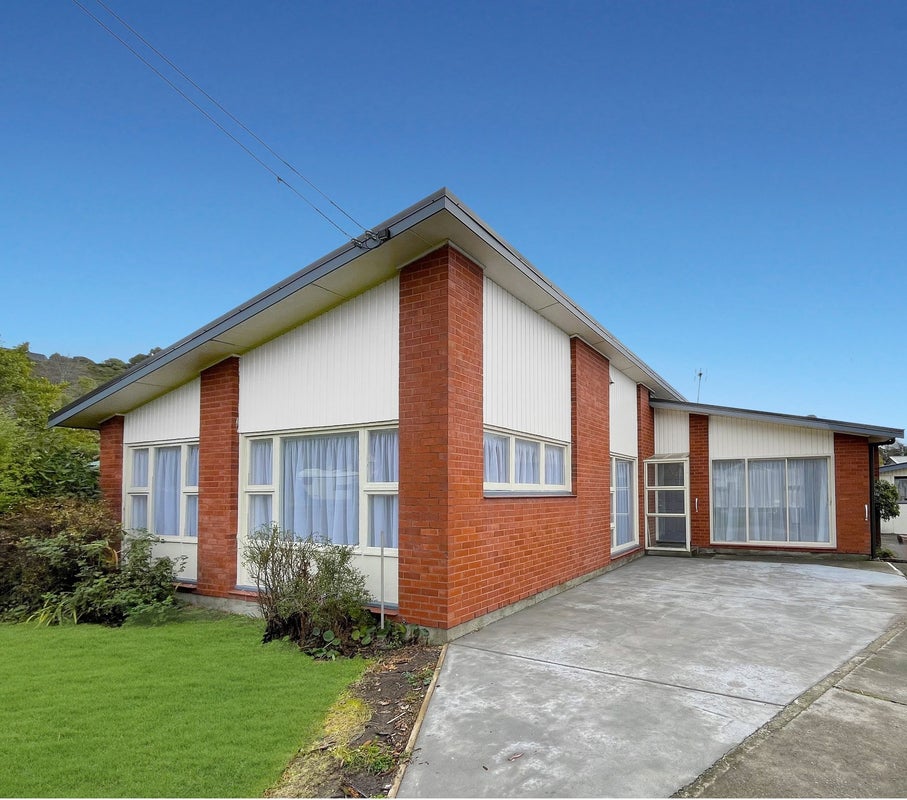 3 Lucienne Place, Hillsborough, Christchurch - Carousel 1